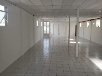 Prédio Comercial para alugar, 300m² no Santo Amaro, São Paulo