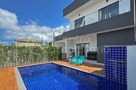 Casa de Condomínio com 4 Quartos à venda, 207m² no , Peruíbe