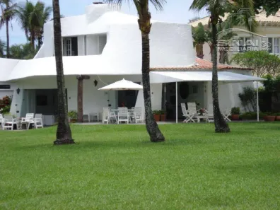 Casa com 5 Quartos à venda, 436m² no Balneário Praia do Pernambuco, Guarujá