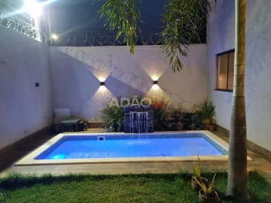 Casa com 3 Quartos à venda, 200m² no Jardim Itaipu, Goiânia