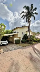 Casa de Condomínio com 4 Quartos para alugar, 300m² no Candelária, Natal