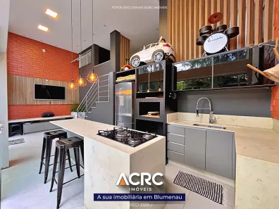 Sobrado com 3 Quartos à venda, 220m² no Fortaleza, Blumenau