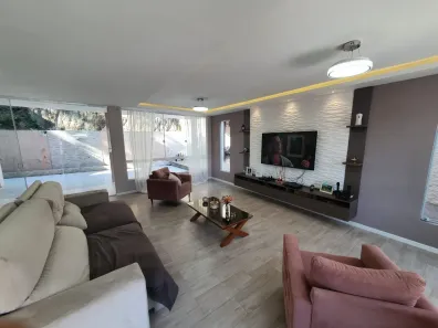 Casa de Condomínio com 3 Quartos à venda, 230m² no Maria Paula, São Gonçalo