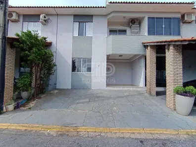 Sobrado com 3 Quartos à venda, 107m² no Despraiado, Cuiabá