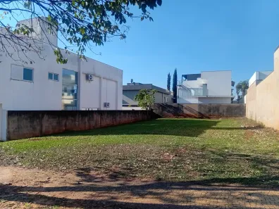 Lote/Terreno à venda, 450m² no Residencial Lago Sul, Bauru