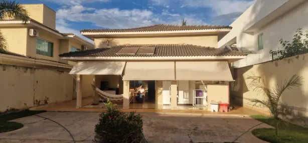 Casa com 3 Quartos à venda, 220m² no Jardim América, Goiânia