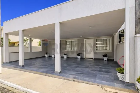 Sobrado com 5 Quartos à venda, 198m² no Alto Tarumã, Pinhais