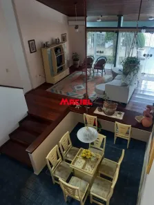 Sobrado com 4 Quartos à venda, 300m² no Enseada, Guarujá