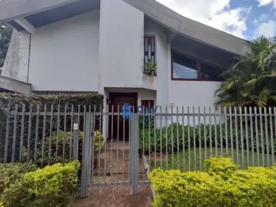 Casa com 4 Quartos para venda ou aluguel, 600m² no Quebec, Londrina