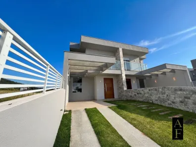 Sobrado com 3 Quartos à venda, 149m² no Ferraz, Garopaba