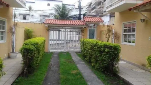 Casa de Condomínio com 2 Quartos à venda, 88m² no Pechincha, Rio de Janeiro