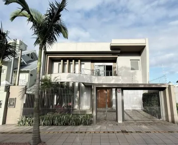 Casa com 4 Quartos à venda, 340m² no Centro, Canoas