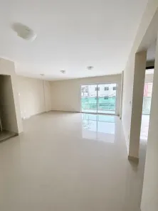 Apartamento com 3 Quartos para alugar, 125m² no Praia Campista, Macaé