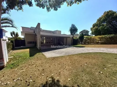 Casa de Condomínio com 4 Quartos para alugar, 380m² no Caguassu, Sorocaba