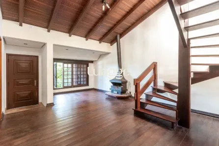 Casa com 3 Quartos à venda, 280m² no Espírito Santo, Porto Alegre