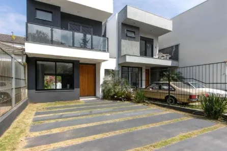 Casa com 3 Quartos para alugar, 320m² no Ipanema, Porto Alegre