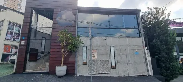 Imóvel Comercial com 3 Quartos à venda, 200m² no Cambuí, Campinas