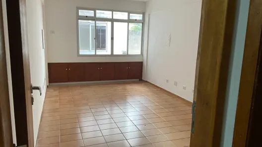 Sala Comercial com 1 Quarto para alugar, 18m² no Setor Bueno, Goiânia