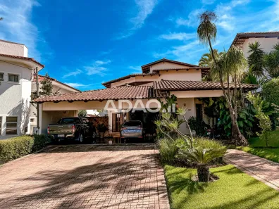 Sobrado com 3 Quartos à venda, 411m² no Jardim Florença, Goiânia