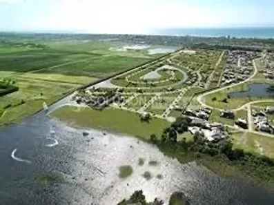 Lote/Terreno à venda, 300m² no Atlântida-Sul, Osório