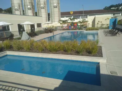 Apartamento com 2 Quartos para alugar, 50m² no Rio do Ouro, São Gonçalo