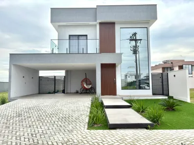 Casa de Condomínio com 4 Quartos à venda, 240m² no Peró, Cabo Frio