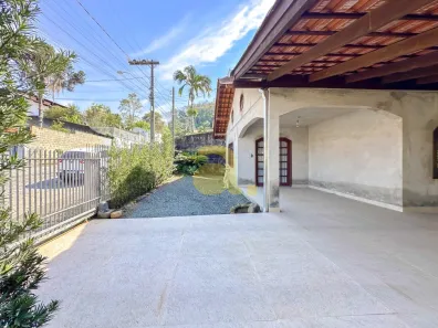 Casa com 4 Quartos à venda, 260m² no Velha Central, Blumenau