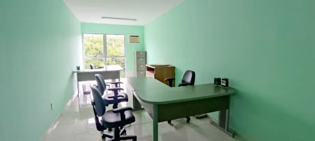 Sala Comercial à venda, 30m² no Menino Deus, Porto Alegre