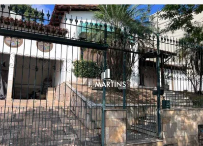 Casa com 6 Quartos à venda, 245m² no Laranjal, Volta Redonda