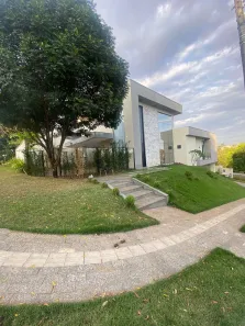 Casa de Condomínio com 5 Quartos à venda, 302m² no Condomínio do Lago 1ª Etapa, Goiânia