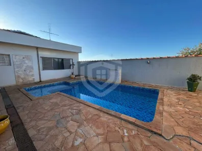 Casa com 3 Quartos à venda, 250m² no Jardim Bela Vista, Bauru