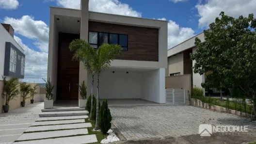 Casa de Condomínio com 4 Quartos à venda, 270m² no Mirante, Campina Grande