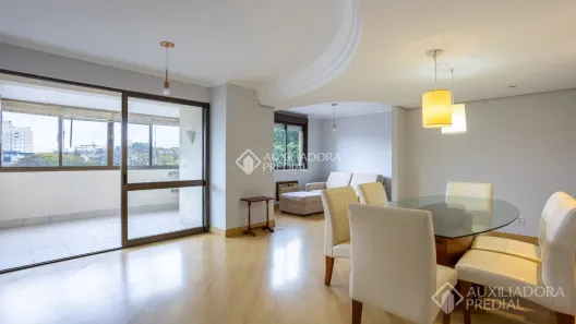 Apartamento com 3 Quartos à venda, 80m² no Passo da Areia, Porto Alegre