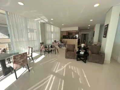 Apartamento com 4 Quartos à venda, 240m² no Meia Praia, Itapema