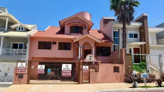 Sobrado com 4 Quartos à venda, 320m² no Marechal Rondon, Canoas