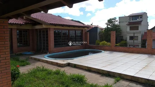 Casa com 3 Quartos à venda, 280m² no Espírito Santo, Porto Alegre