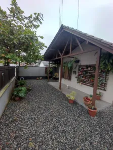 Casa com 3 Quartos à venda, 120m² no Adhemar Garcia, Joinville