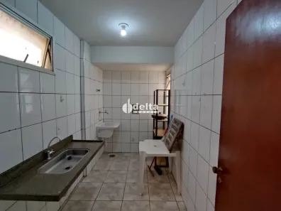 Apartamento com 2 Quartos para alugar, 68m² no Santa Mônica, Uberlândia