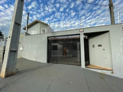 Casa com 2 Quartos à venda, 81m² no Alpes, Londrina