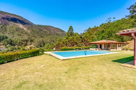 Casa de Condomínio com 5 Quartos à venda, 565m² no Araras, Petrópolis