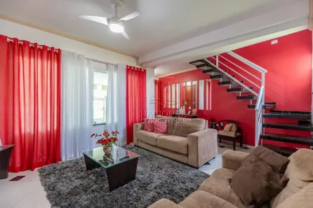 Sobrado com 3 Quartos à venda, 270m² no Jardim Las Vegas, Santo André