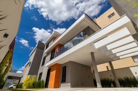 Sobrado com 3 Quartos à venda, 213m² no Vila Izabel, Curitiba