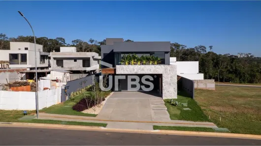 Casa de Condomínio com 4 Quartos à venda, 254m² no Jardins França, Goiânia