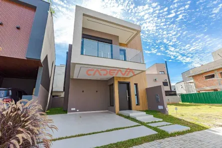 Casa com 2 Quartos à venda, 162m² no Santa Cândida, Curitiba