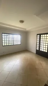 Sobrado com 3 Quartos para alugar, 154m² no Santa Genoveva, Goiânia
