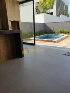 Casa de Condomínio com 4 Quartos à venda, 231m² no Granja Marileusa, Uberlândia