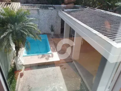 Casa com 4 Quartos à venda, 250m² no Itaipu, Niterói