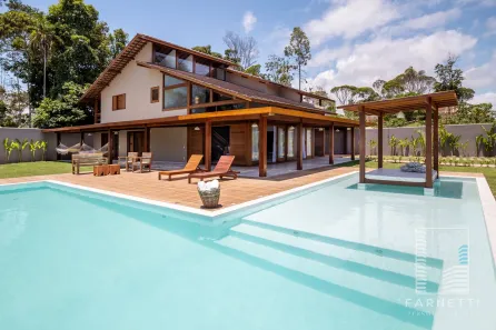 Casa de Condomínio com 4 Quartos para alugar, 300m² no , Porto Seguro