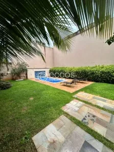Casa com 4 Quartos à venda, 353m² no Lídice, Uberlândia