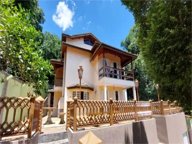 Casa de Condomínio com 4 Quartos à venda, 1500m² no Caraguatá, Mairiporã